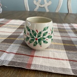 Lenox Holiday Candle Holder With Holly & Berries